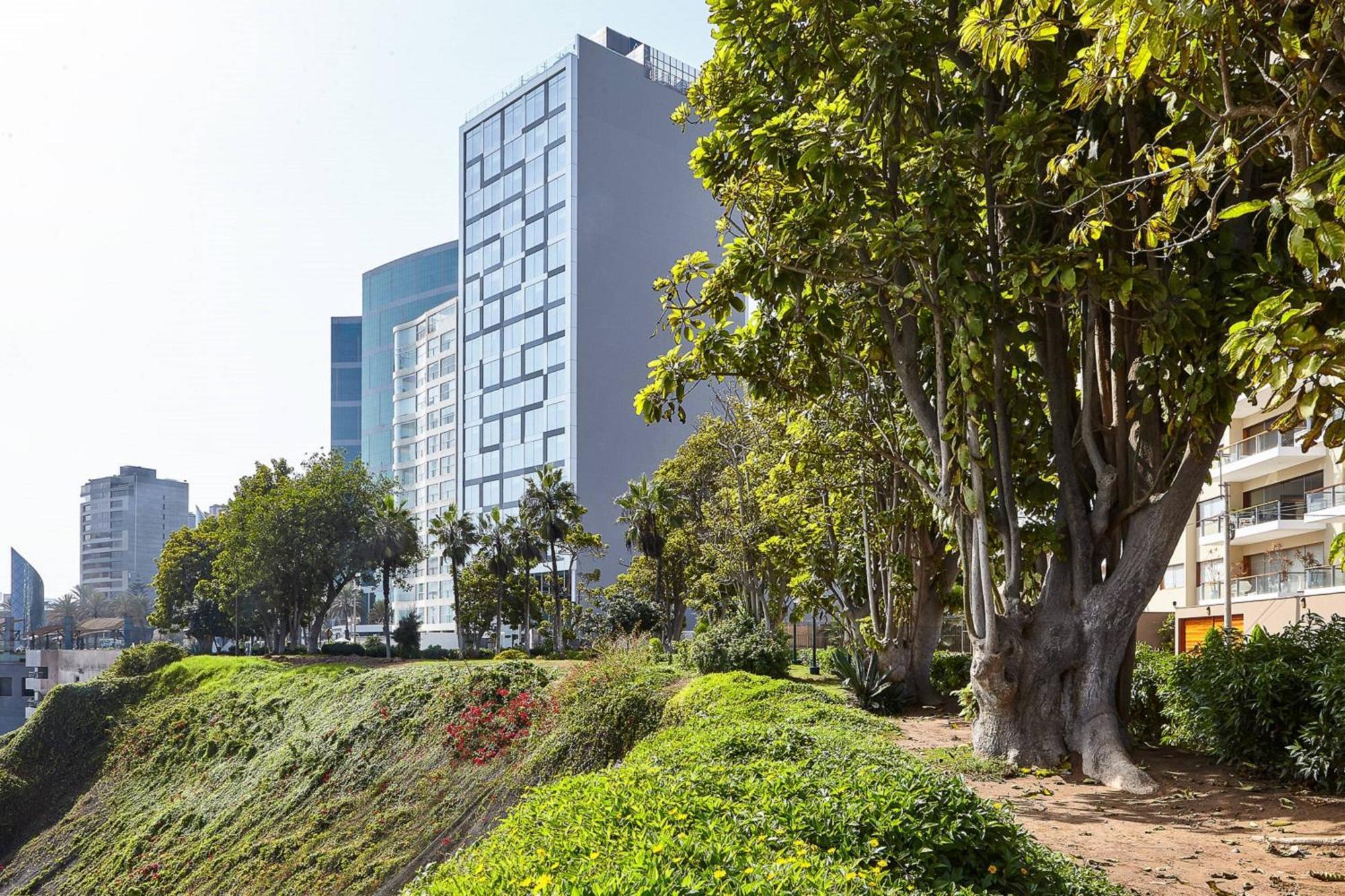 Ac By Marriott Miraflores Hotel 5*